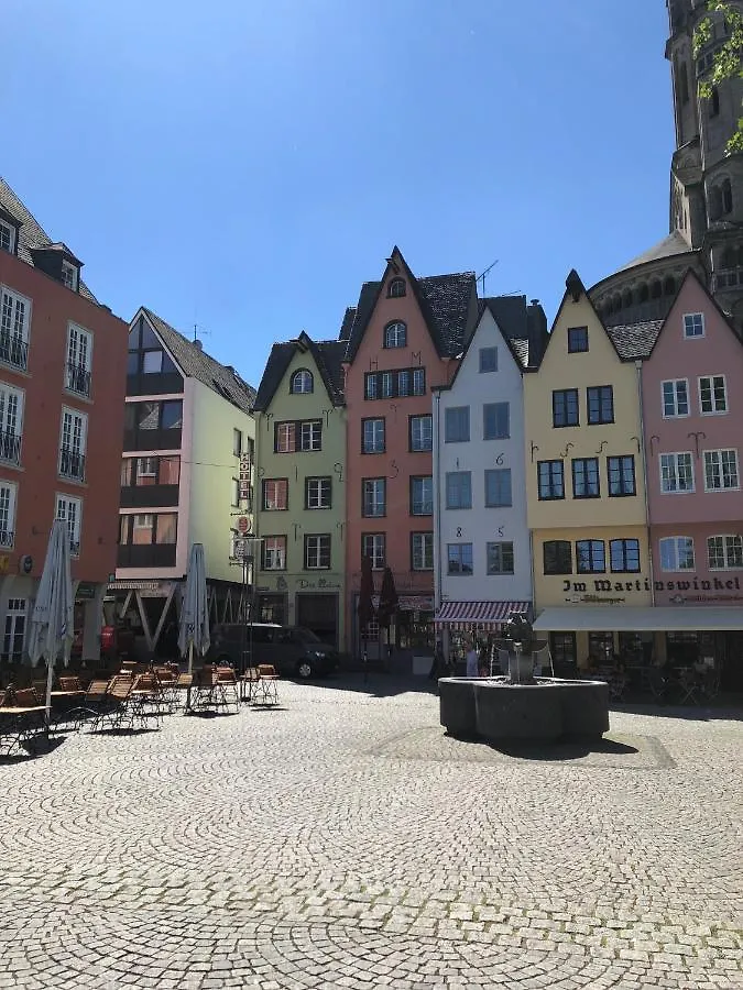 Digital Check-In - Stapelhaeuschen Hotel Cologne Germany