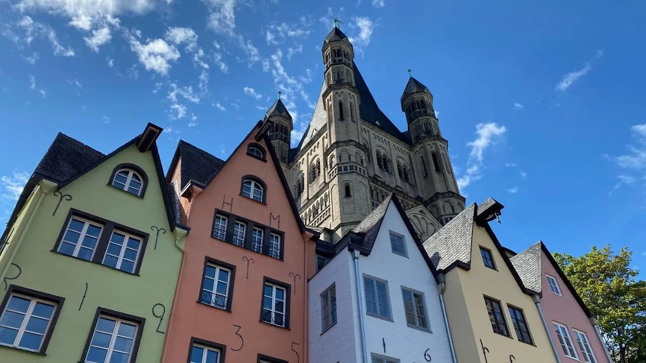 Herberg Digital Check-In - Stapelhaeuschen Hotel Keulen